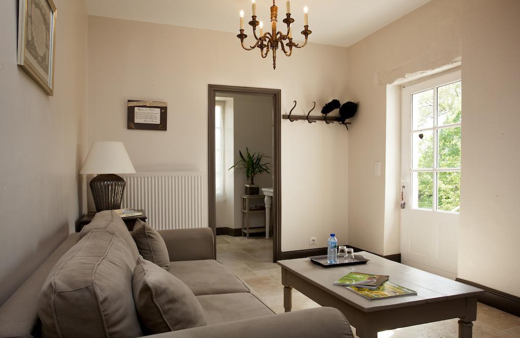 كوندوم Maison D'Hotes De Charme Les Bruhasses الغرفة الصورة