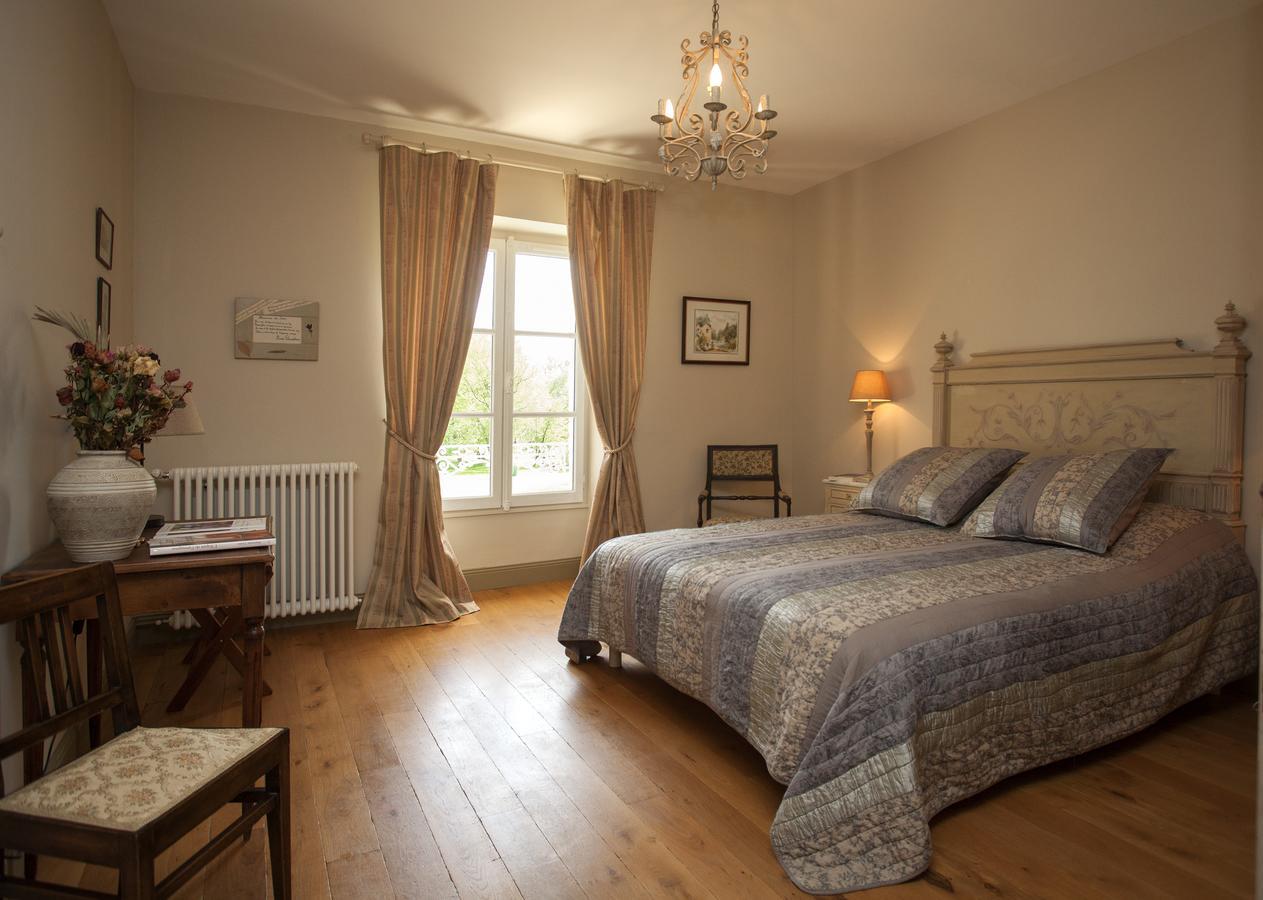 كوندوم Maison D'Hotes De Charme Les Bruhasses الغرفة الصورة